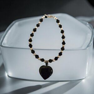 Black Onyx heart bracelet~ 7 inches long